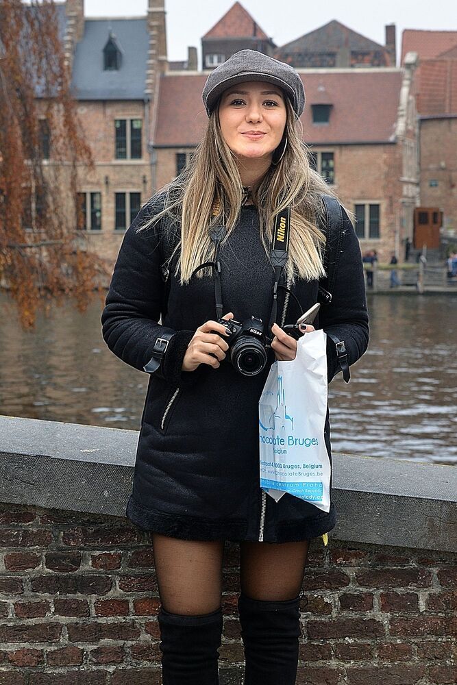 Girls in Bruges.