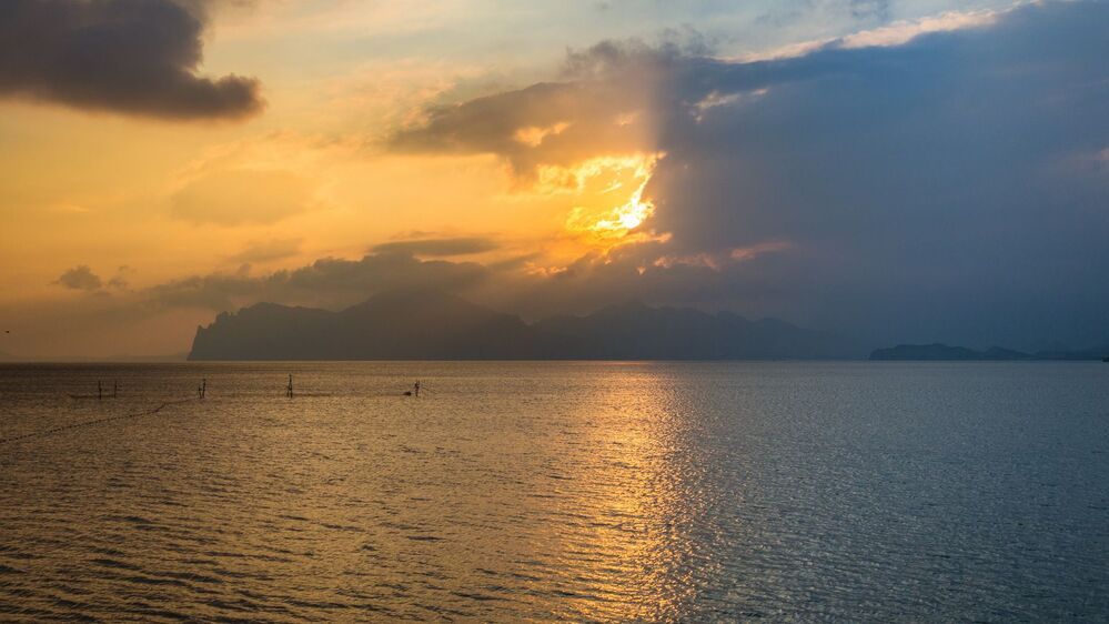 Осень в Крыму (серия)