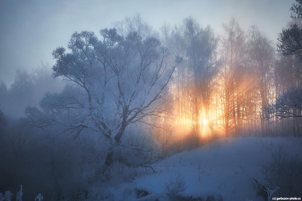 Утро морозное, утро седое