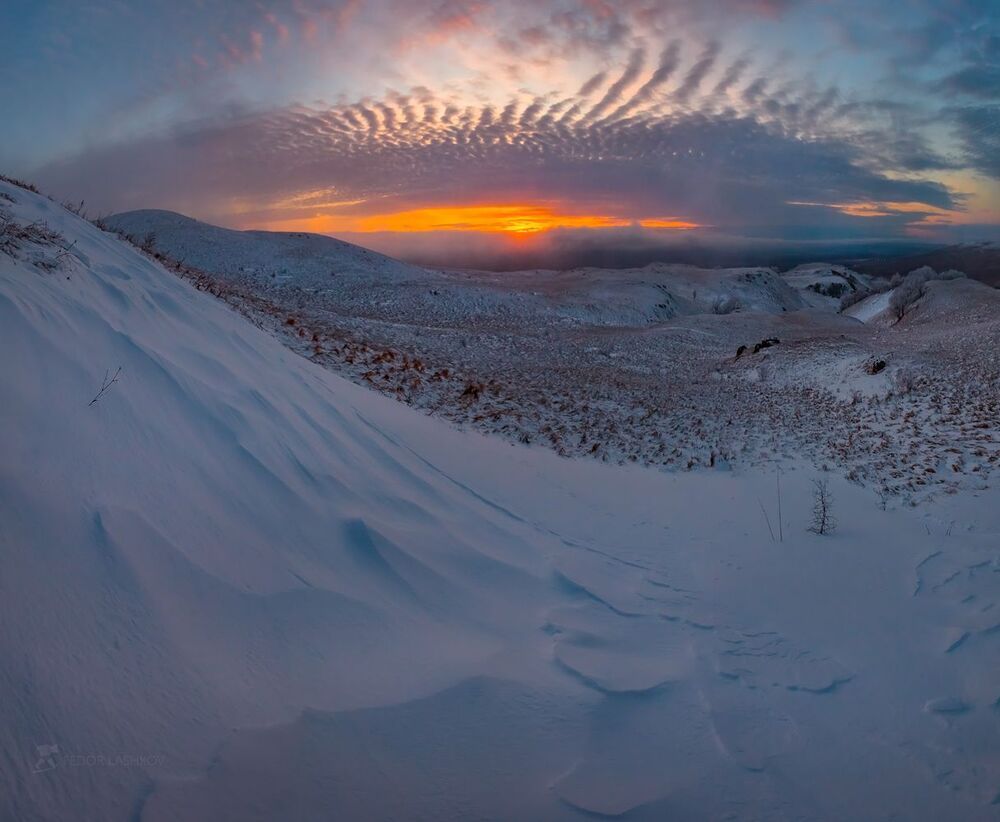 Зимний закат на горе Стрижамент