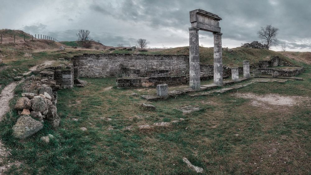 Прогулки с декабрём в Пантикапее.