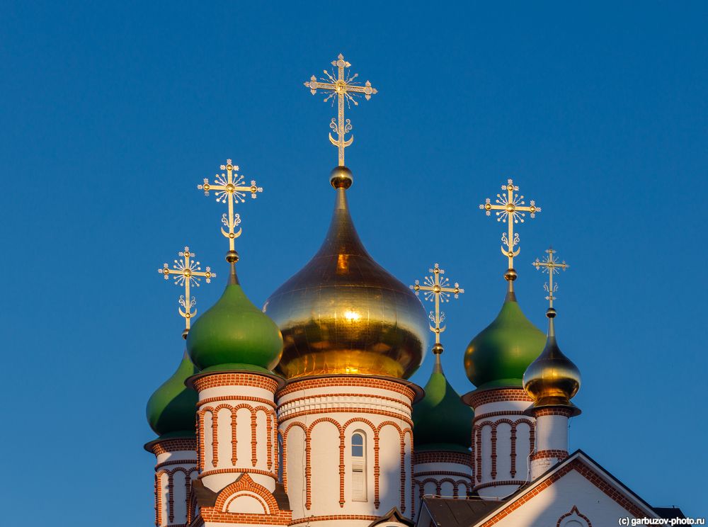 Ростов Великий. Троице-Сергиев Варницкий монастырь.
