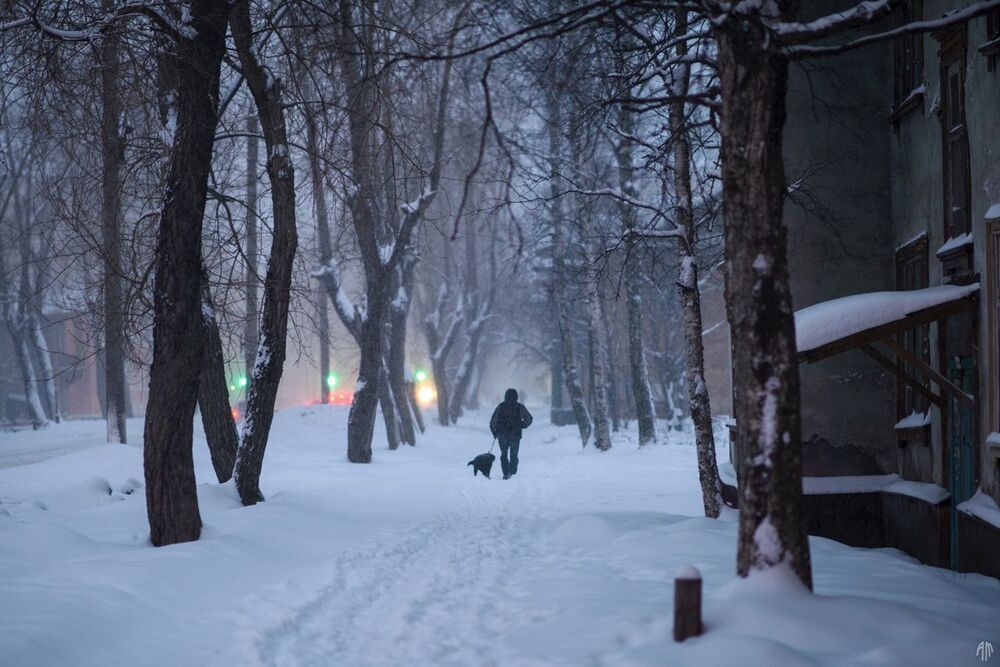 Немного снега