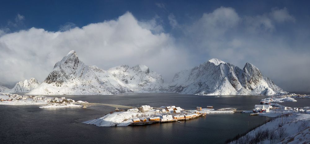 Sakris&oslash;y