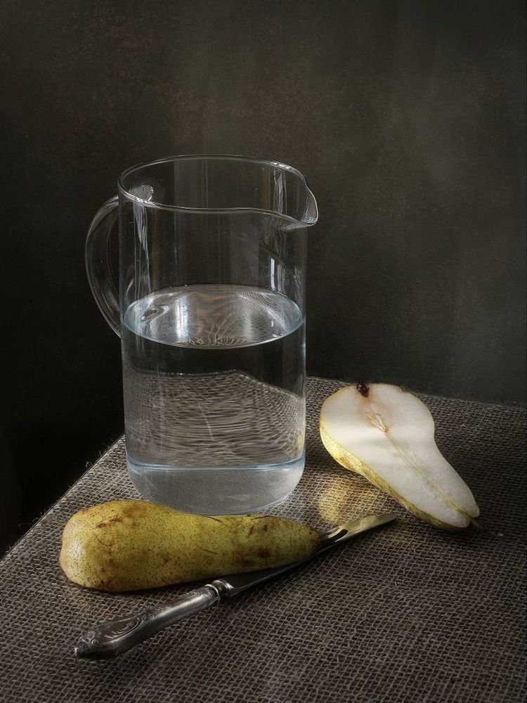 Спелая груша