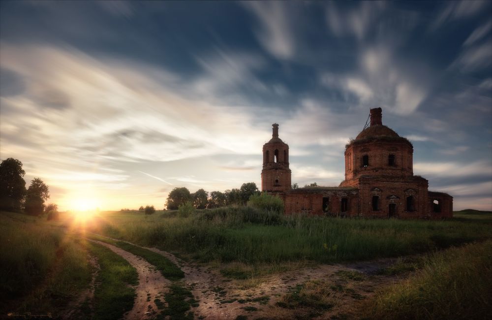 Покровская церковь.