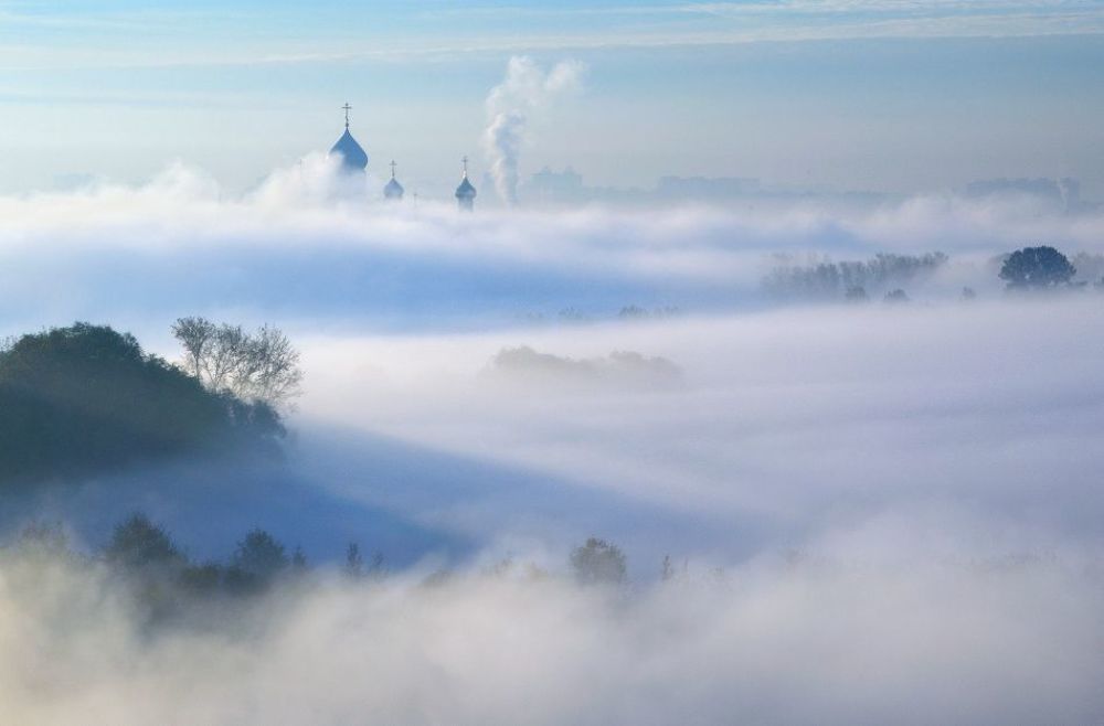 Молочные реки, кисельные берега.
Москва, храм Николая Чудотворца в Перерве. Октябрь.
