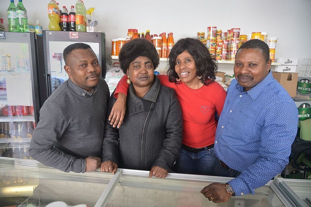 People from the Congolees district of Li&egrave;ge.