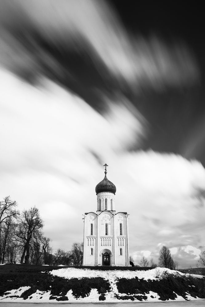 ЛЕТЕЛИ ОБЛАКА...