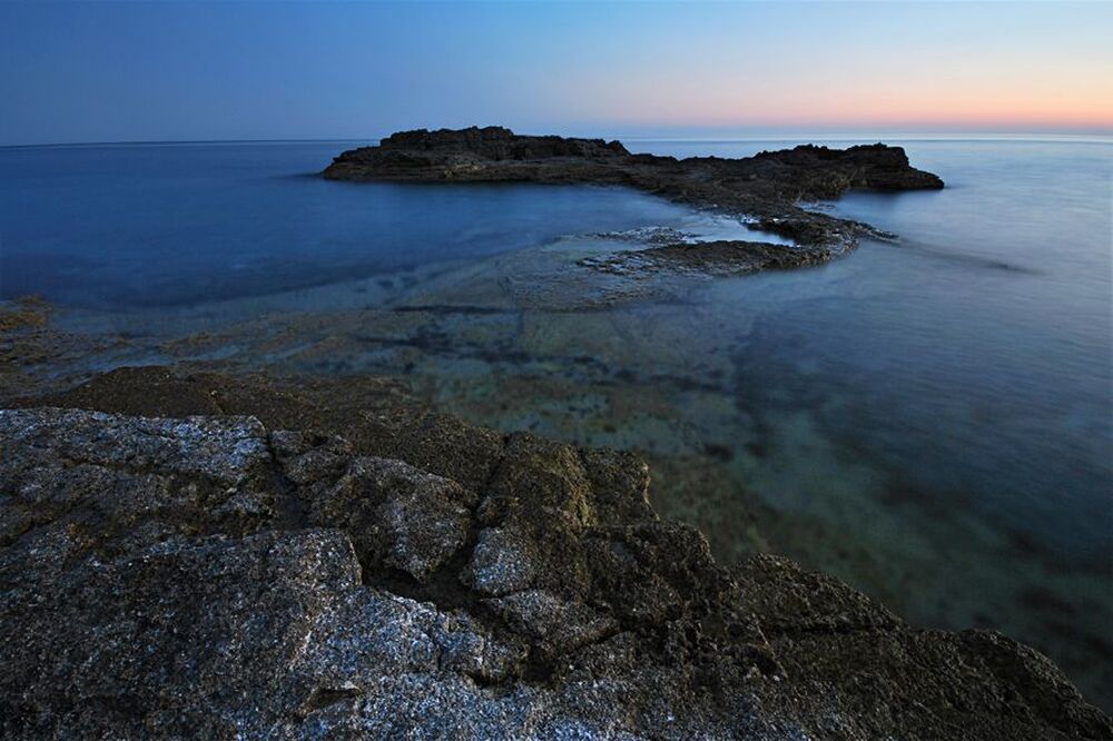 Про вечерние камни и море