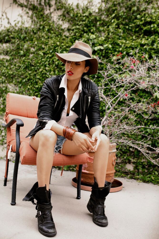 Gloria Mamurov. Los Angeles actress.