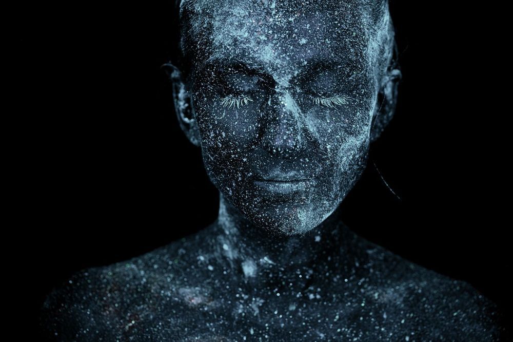 Космический UV портрет