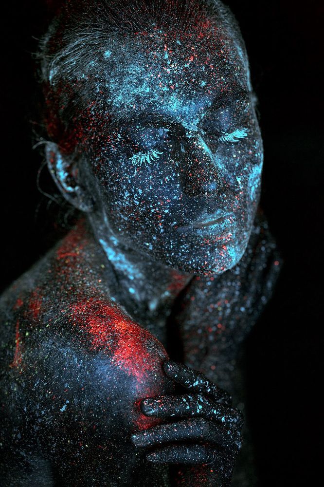 Космический UV портрет