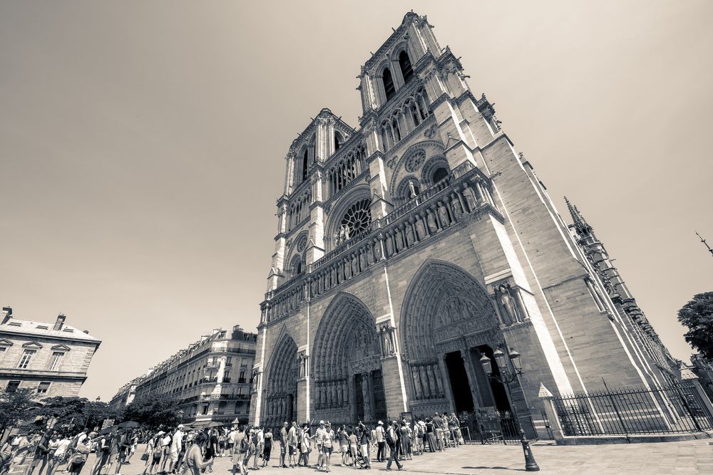 Notre Dame (RIP) монохром