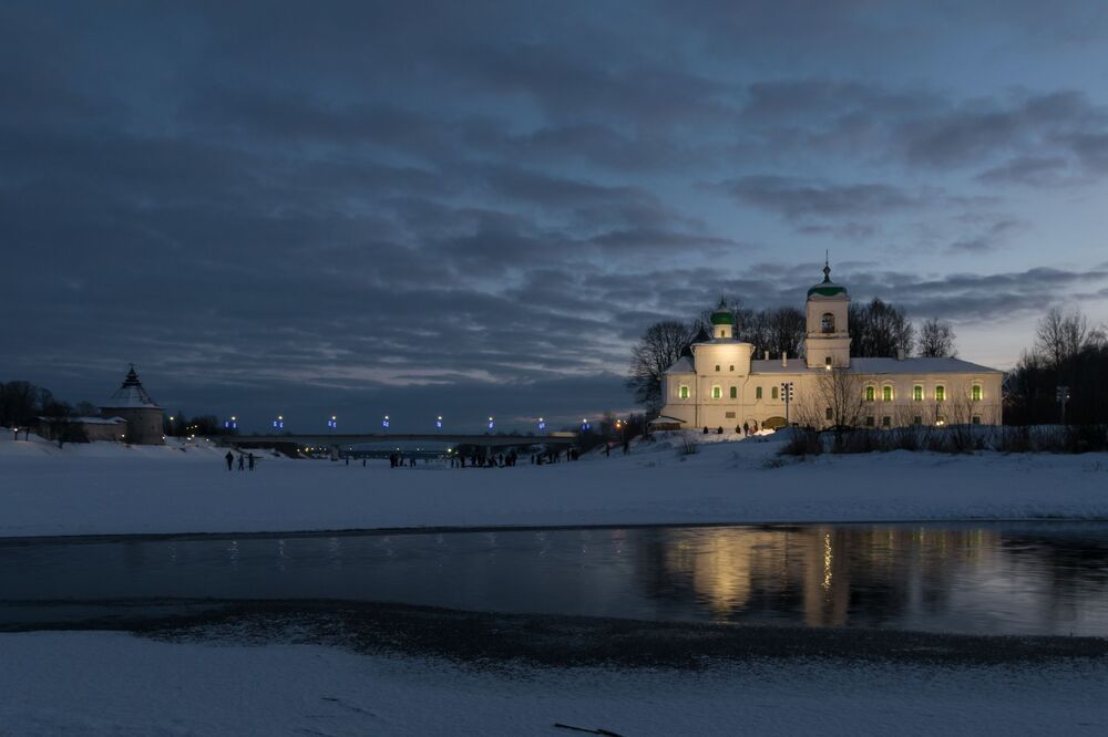 Мирожский монастырь