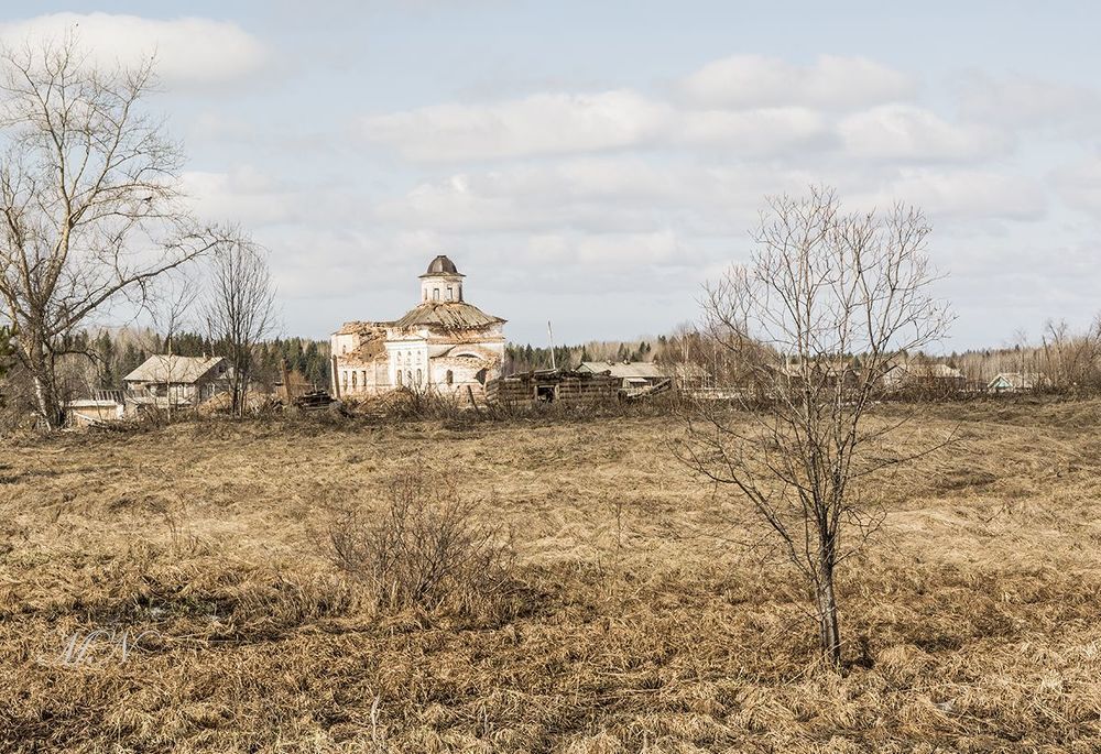В деревне Вонгуда.
