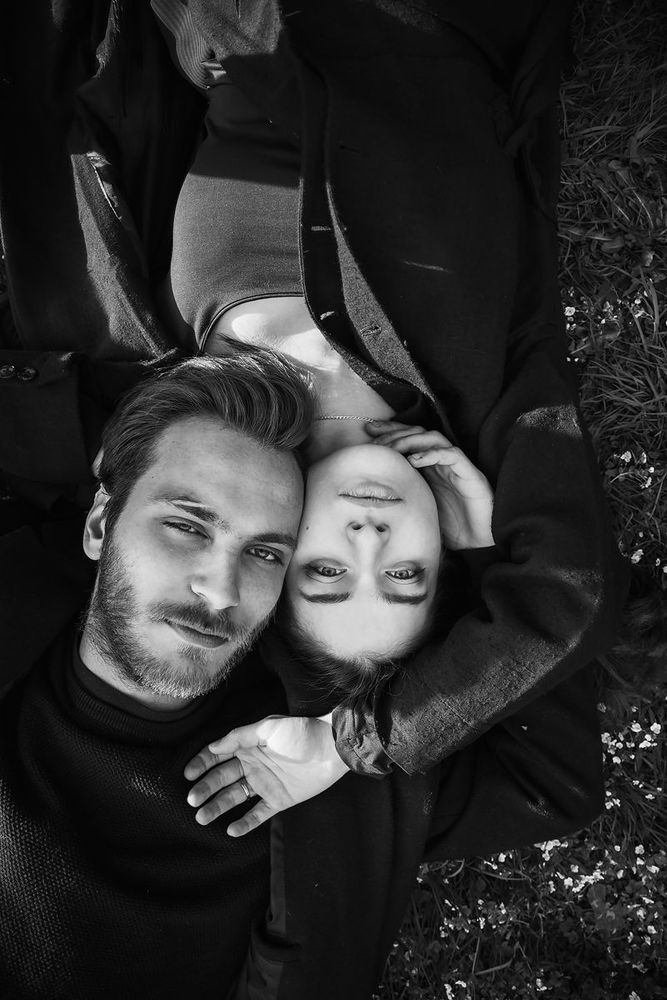 Daniel and Veronika (bw)
