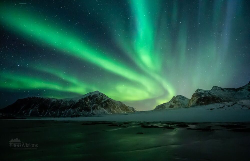 Show of the green lights