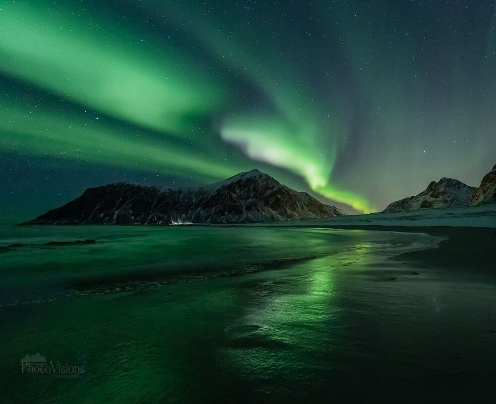 Show of the green lights