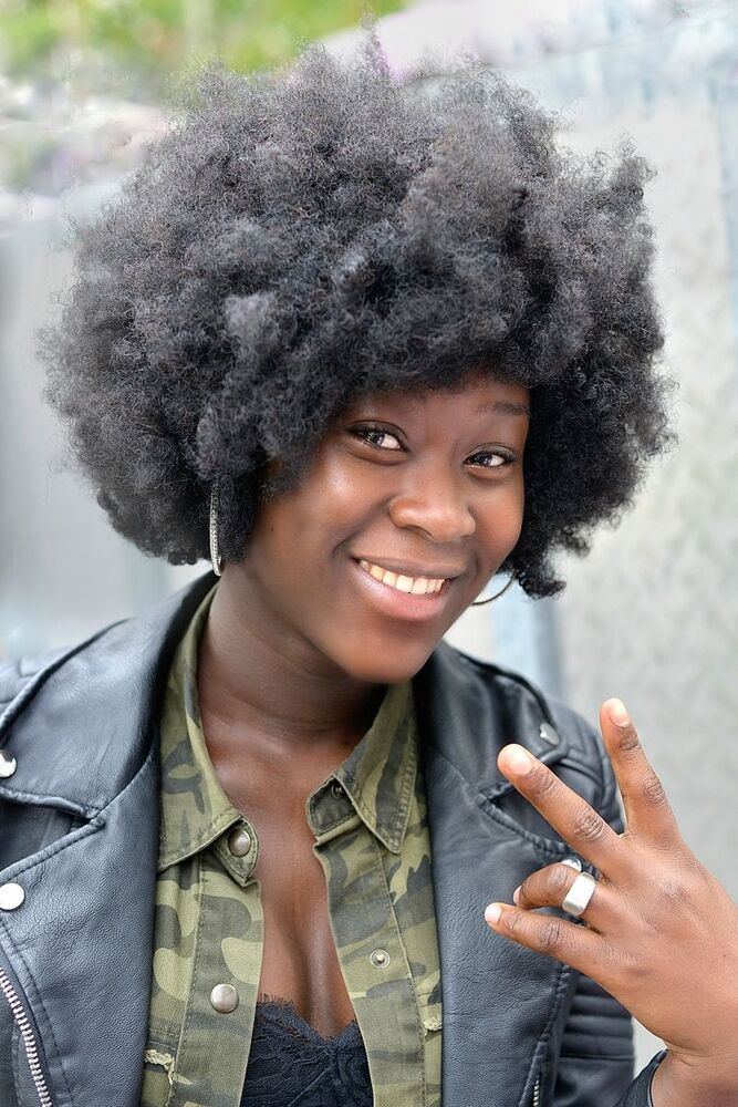 Street portraits of girls from Lille(France).