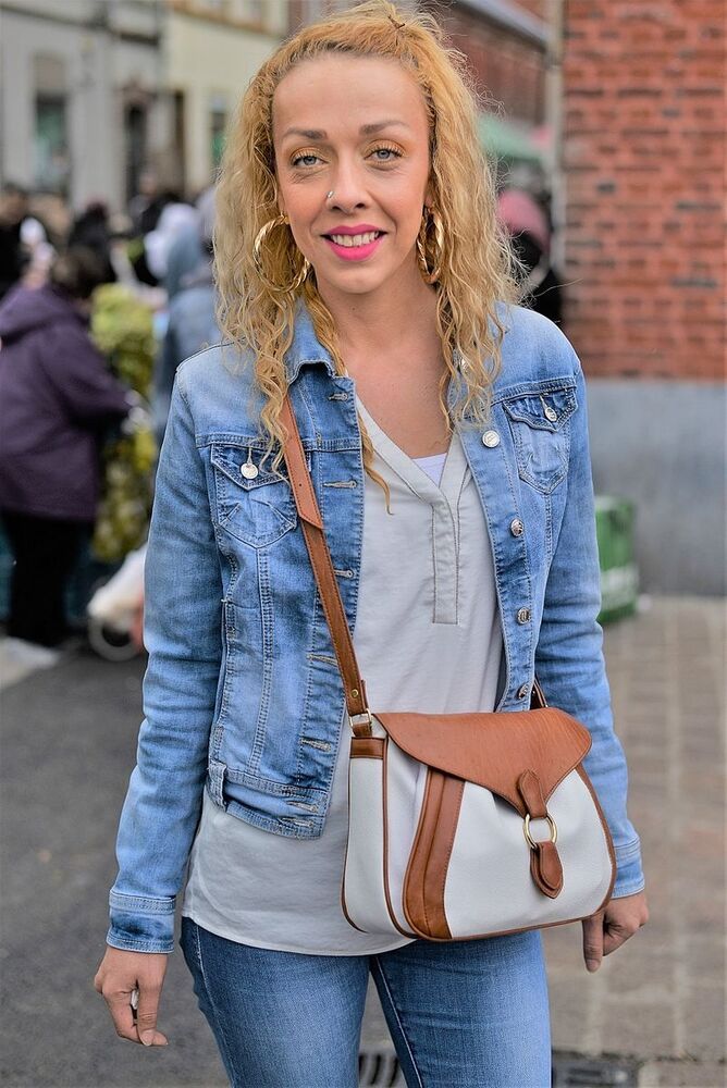 Street portraits of girls from Lille(France).