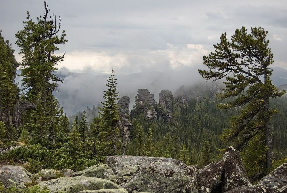 Каменный город.