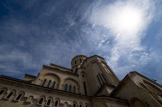 Цми́нда Са́меба (кафедральный собор Пресвятой Троицы в Тбилиси)