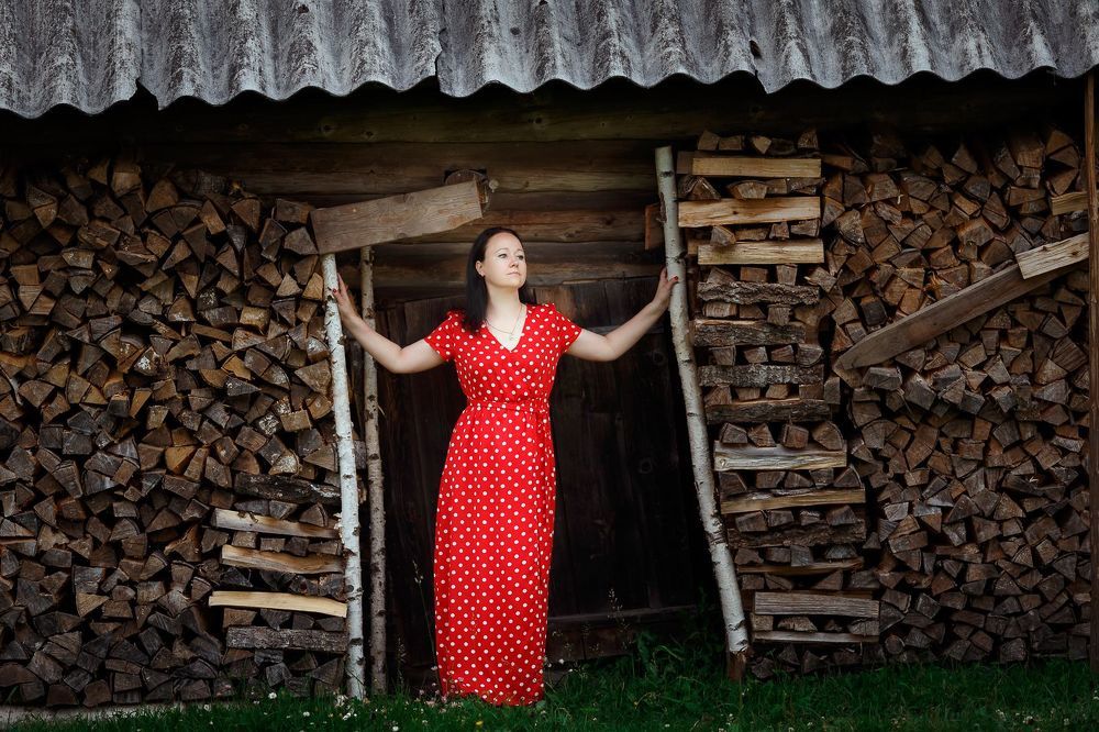 Красное платье Элины
