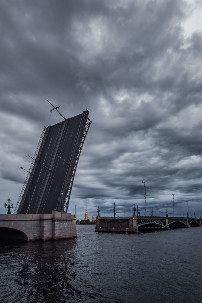 Троицкий мост