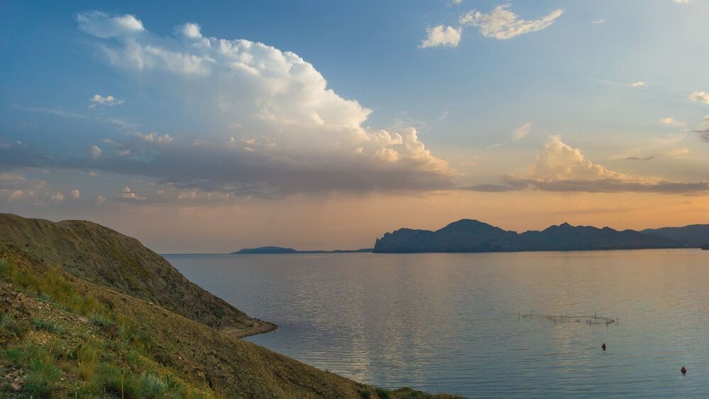 В Крыму (серия)