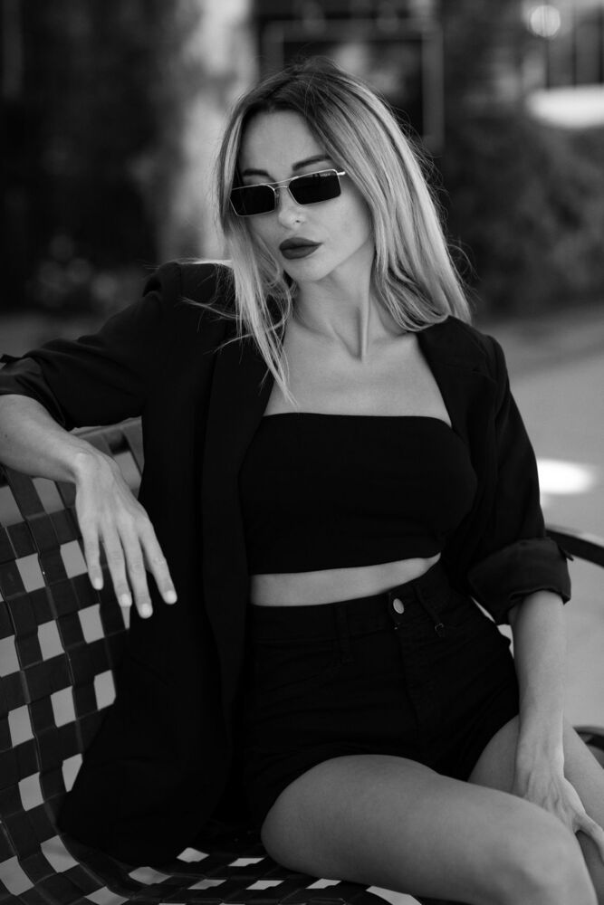 Model:  @jokonda_13  Location: Newport Beach, CA