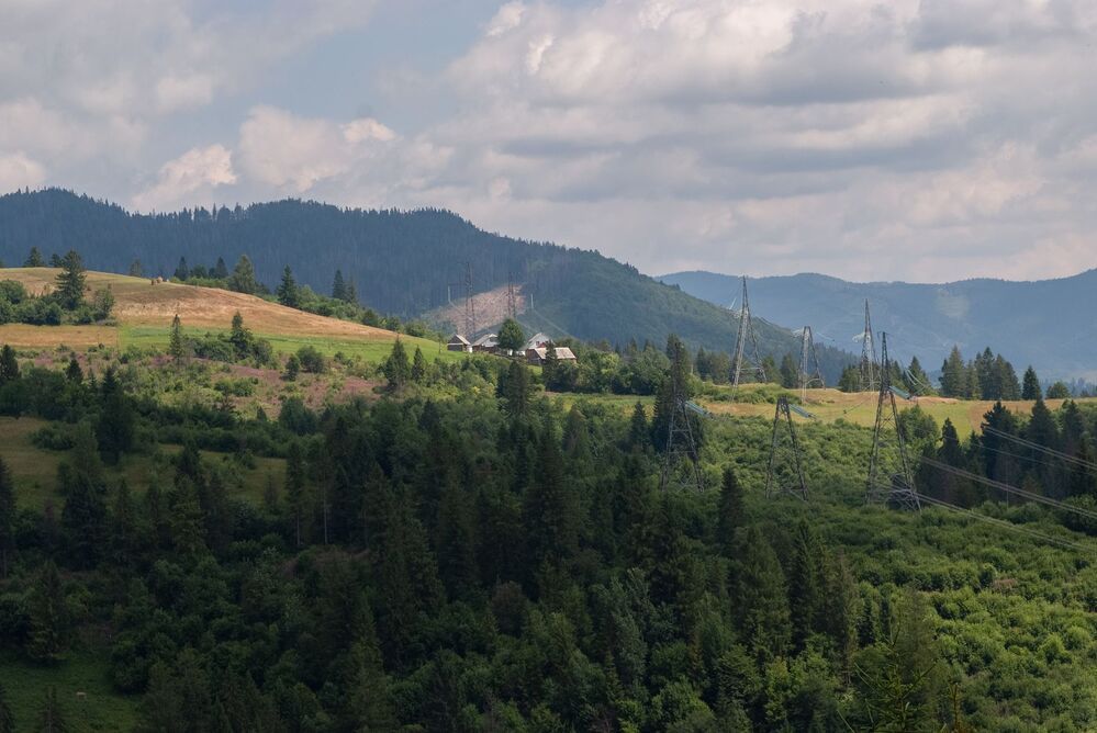 летом в Славском