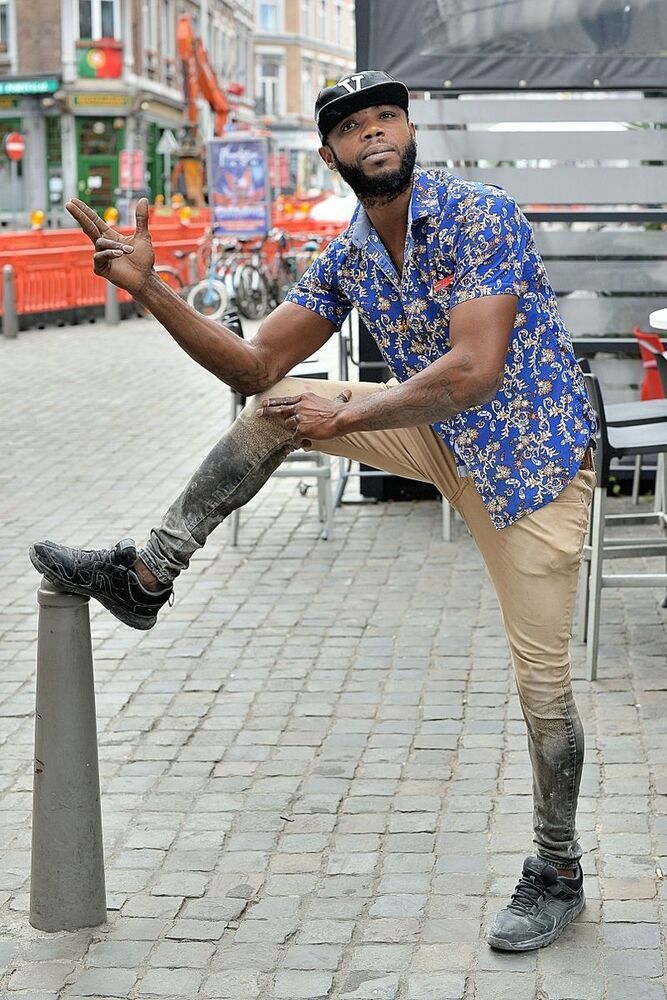 In the African district of the city of Li&egrave;ge(Belgium)