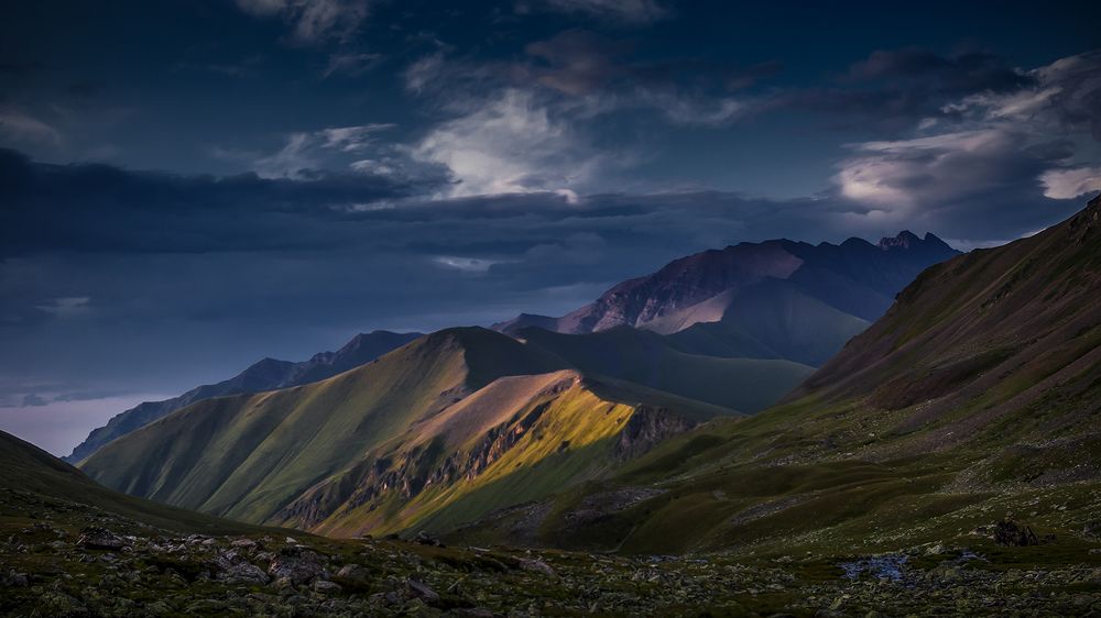 Так уходил ещё один день нашего круиза по Кавказу.