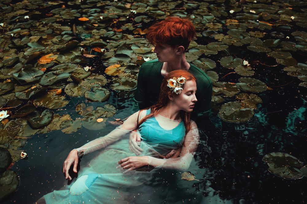 .children Nymphaea.