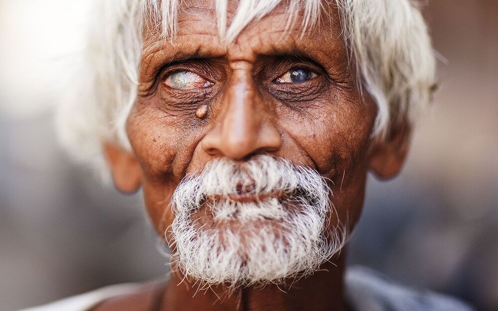 The Storyteller of the silence