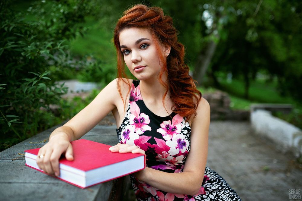 Настя и велик