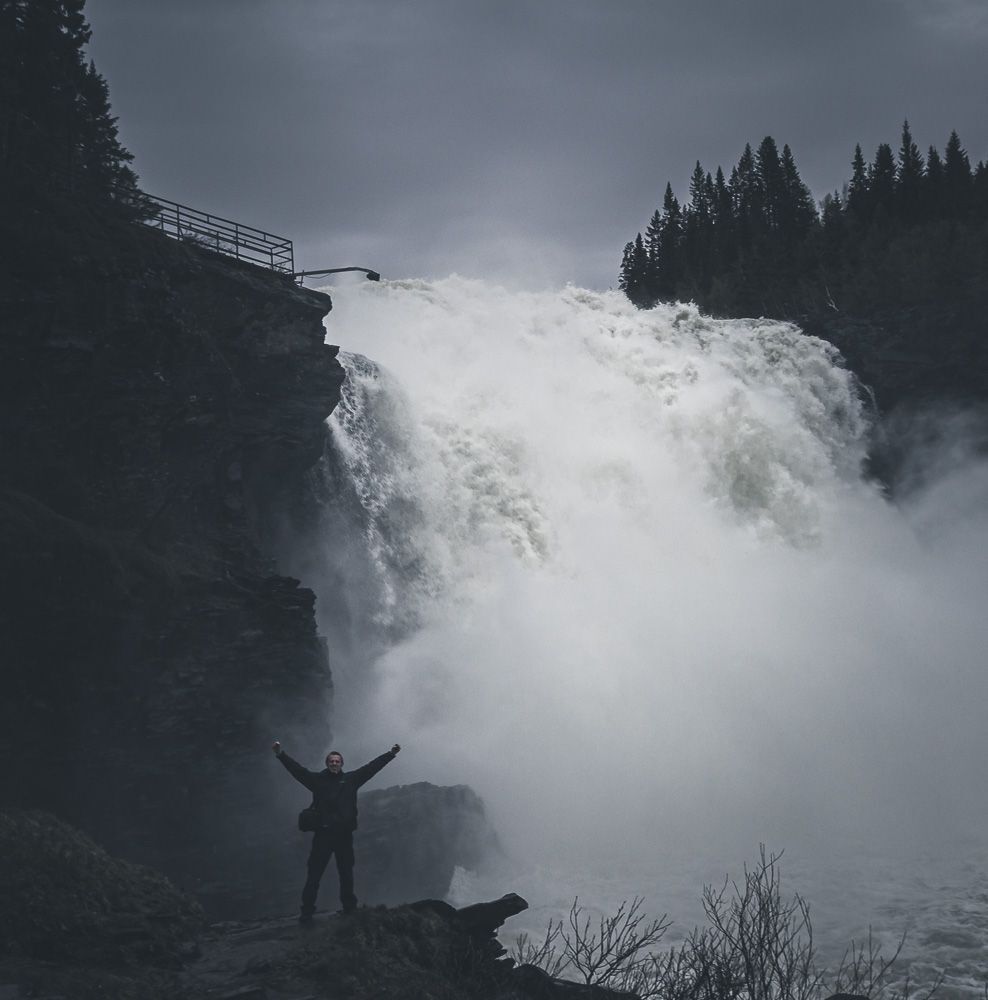 Where the water elementals born...