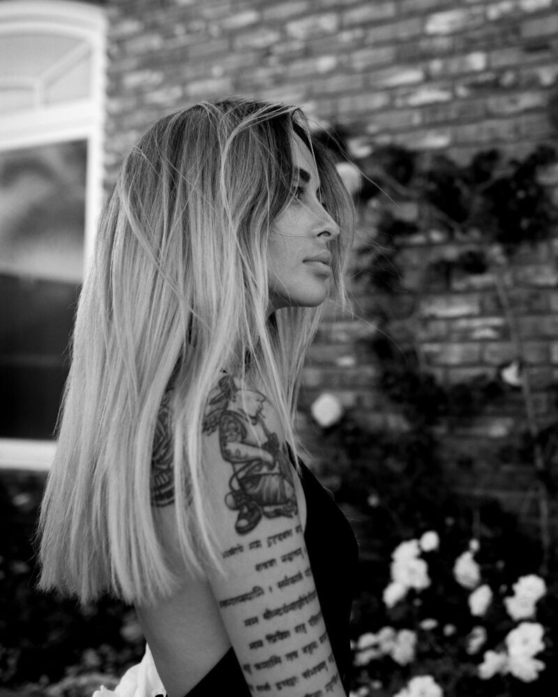 Photographer: @sergioartg Model: @jokonda_13
