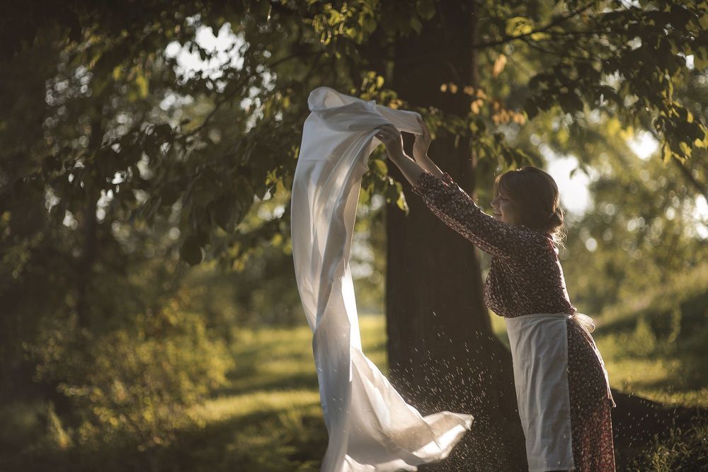 SUMMER IN THE COUNTRY