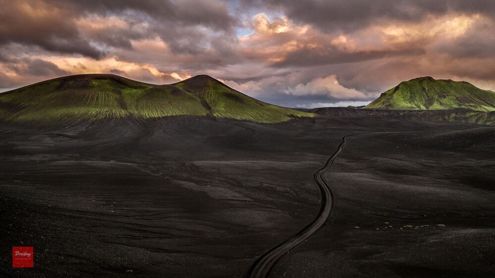 Fjallabakslei&eth; (the series)