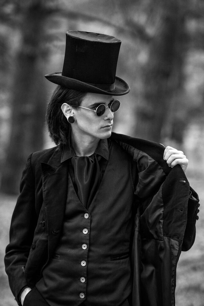 #crimsonpeak. male character