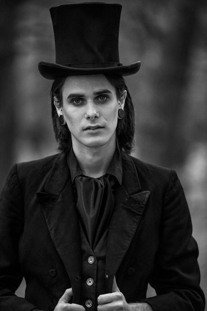 #crimsonpeak. male character