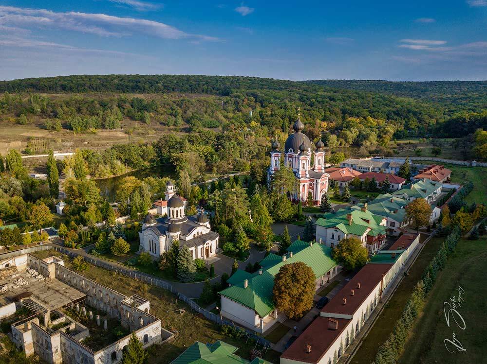 Curky monastery
