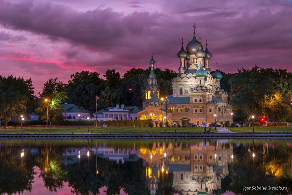 Храм Живоначальной Троицы в Останкино.