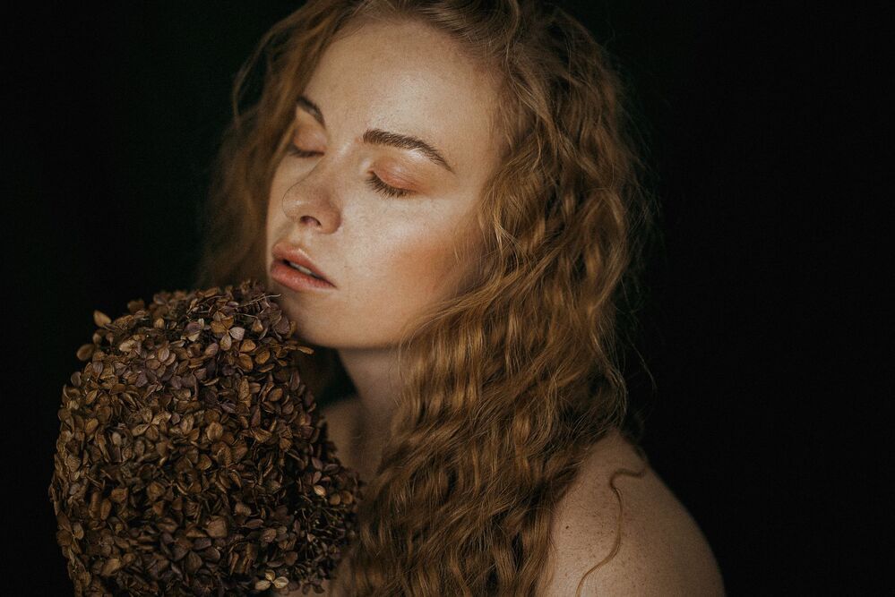 Albina and flower