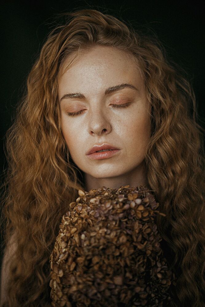 Albina and flower