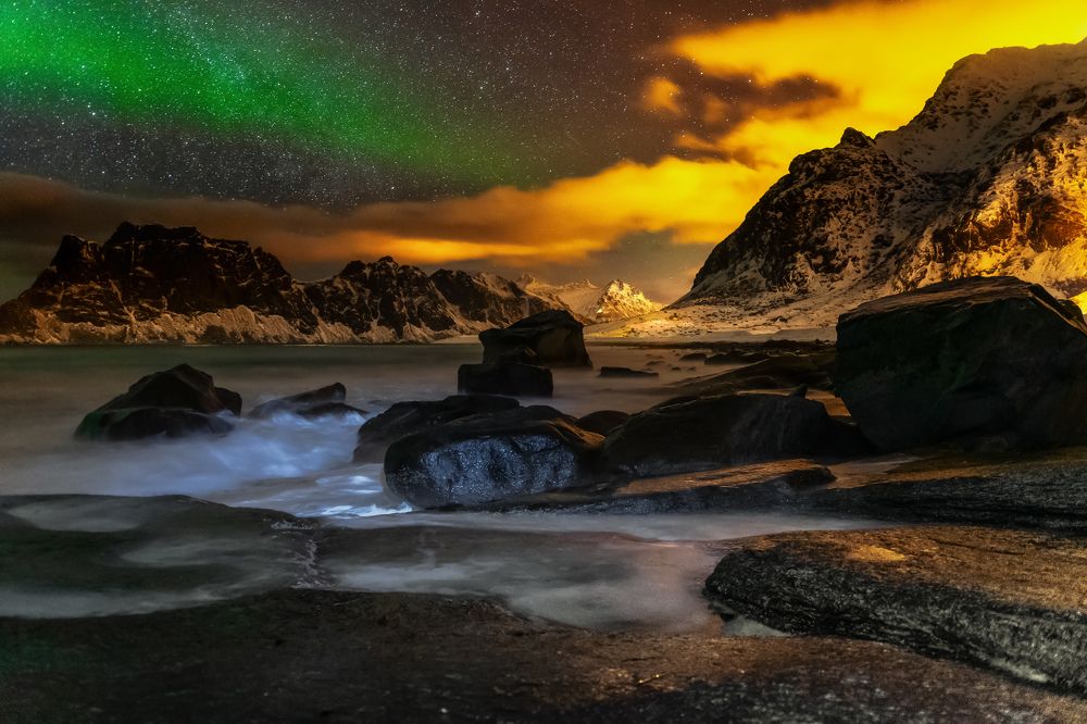 Uttakleiv beach