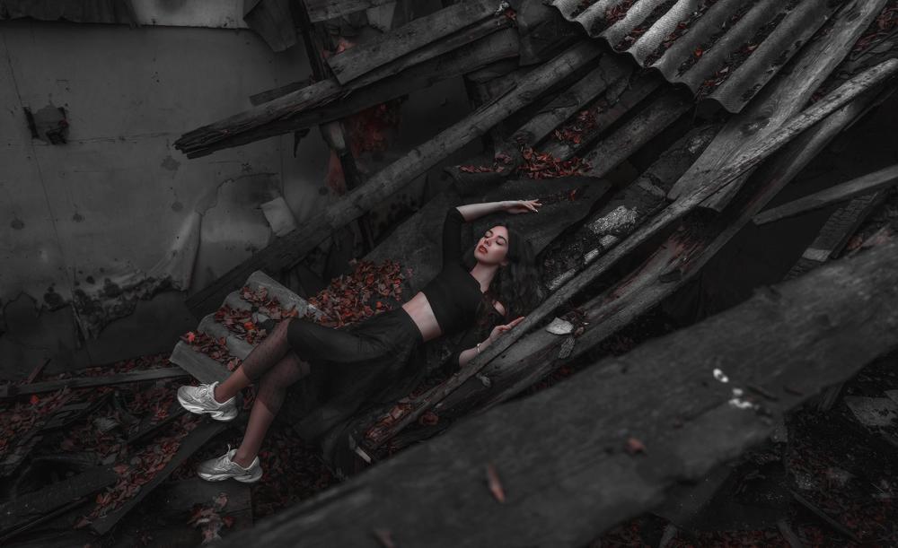 ABANDONED CAMP OF MEMORIES