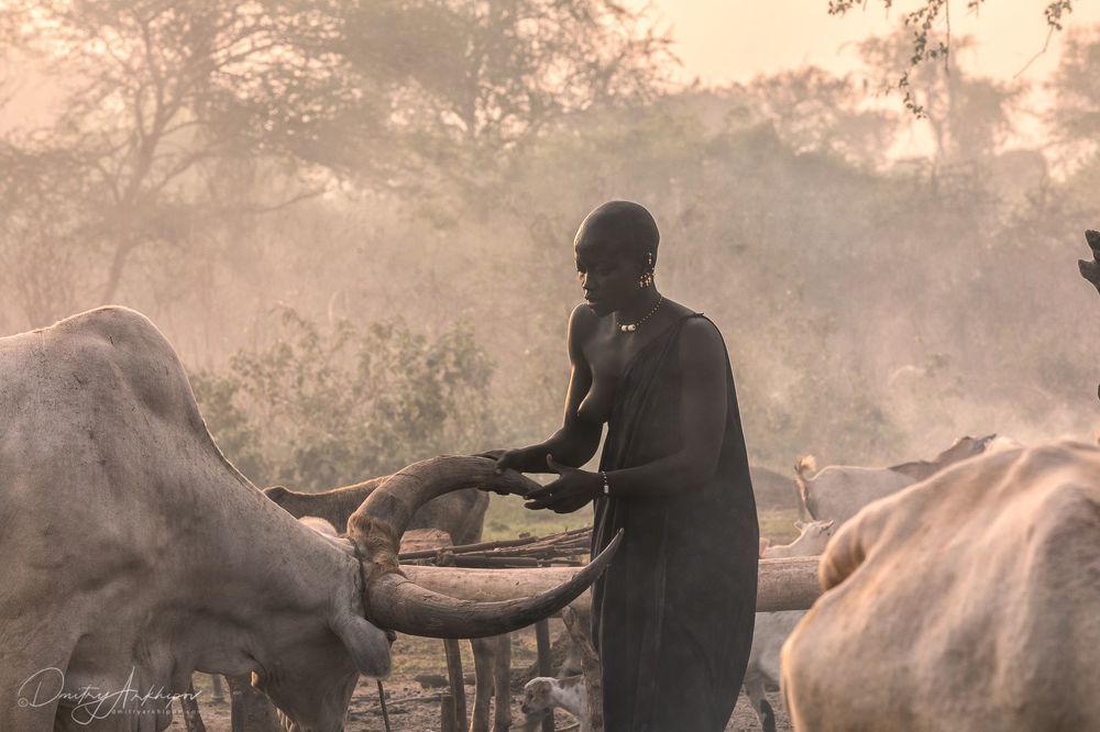 Ladies mundari